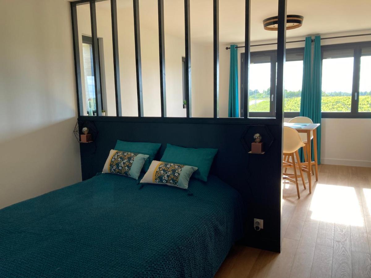 Appartement 2 Chateau La Rose Des Vents Puisseguin Eksteriør billede